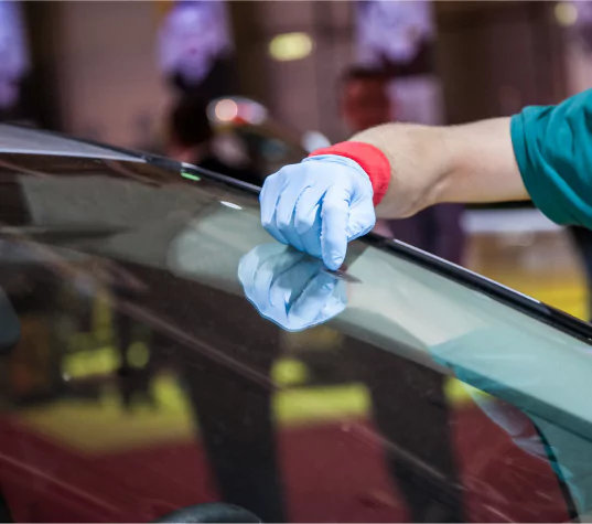 auto glass replacement